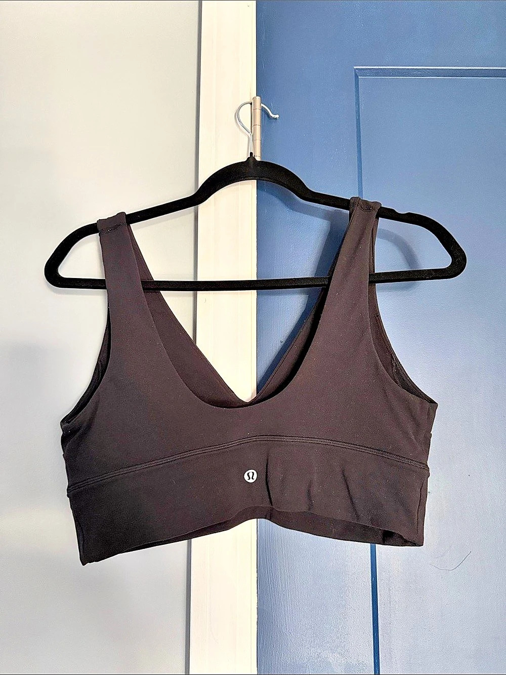 lululemon Align V-Neck Bra Black Crop Top Bra Size 10